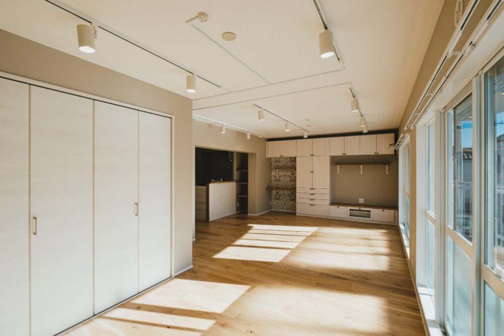 神奈川県 70平米台「アンティークな雰囲気と機能性を備えたデザインリノベーション」