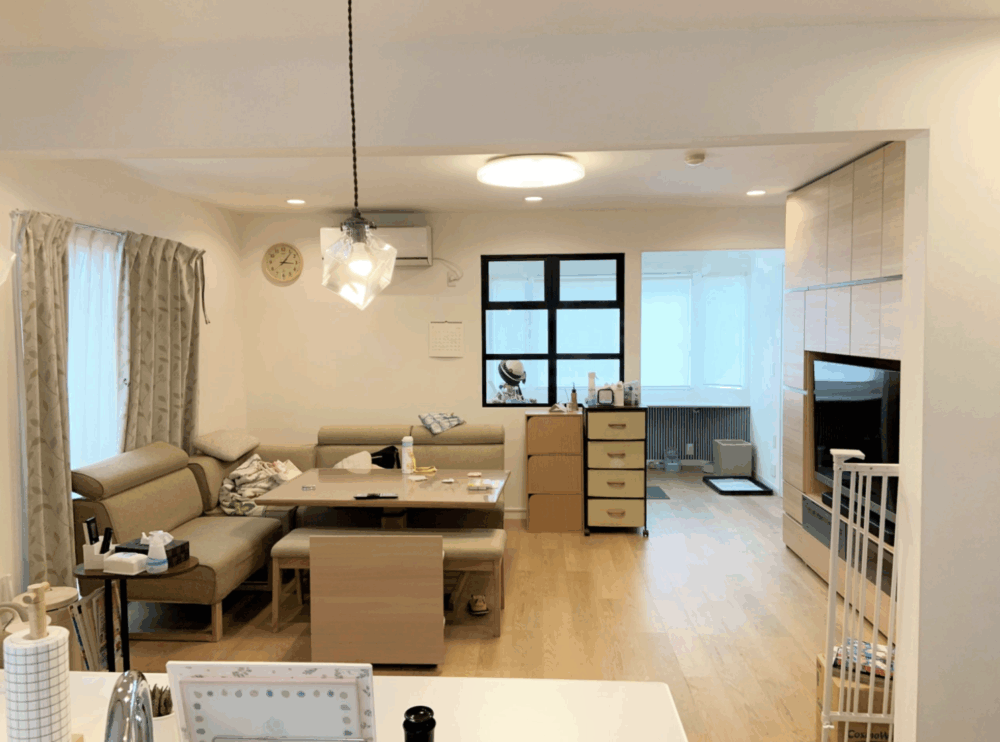 千葉県柏市にお住まいのM様邸で行われた戸建てリノベーションでは、2階にあった浴室と洗面所を1階の以前のキッチンがあった場所へ移動しました。