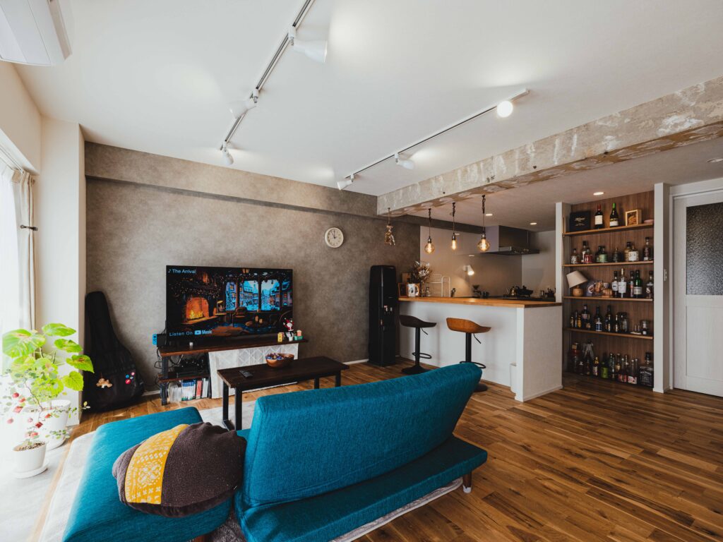 千葉県 70平米台 「さまざまな人が集まる、多趣味が光る家」